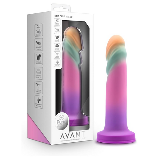 Blush Avant Sunrise Gaze Dildo ขนาด 7.5 นิ้ว – ผลิตด้วยมือจาก Purio® Liquid Silicone หุ้มด้วย UltraSilk® ผิวเรียบลื่นเหมือนผ้าซาติน – ฐานดูดสุญญากาศและใช้กับสายรัดได้ – Sherbet