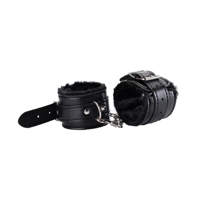 SM กุญแจมือ เซ็กส์ ที่รัดข้อเท้า BDSM อุปกรณ์ควบคุม กุญแจมือกำมะหยี่นุ่ม เกมสำหรับผู้ใหญ่ 18+ ของเล่นทางเพศสำหรับคู่รัก ร้านจำหน่ายอุปกรณ์ทางเพศ