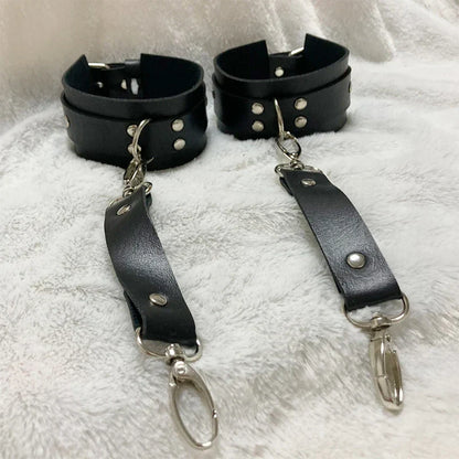 ของเล่นผู้ใหญ่เซ็กซ์ อุปกรณ์ BDSM เครื่องพันธนาการ กุญแจมือปรับได้ ที่รัดข้อเท้า อุปกรณ์ตรึงขาแบบเปิด ที่รัดสำหรับความพึงใจทางเพศ ปลอกคอ ไม่มีระบบสั่น SM 18+